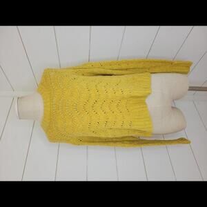 American Eagle Outfitters small mustard yellow loose knit sweater